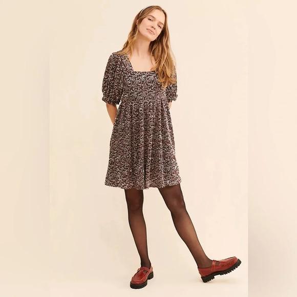 MOON RIVER by ANTHROPOLOGIE Sequin Babydoll Mini Dress in Brown - Picture 3 of 10
